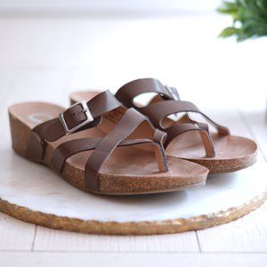 Journee Collection Madrid Wedge Sandals size 6.5